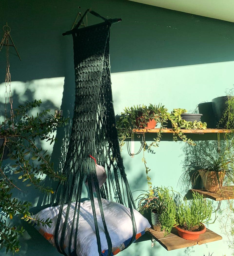 Cama Macramê Suspensa Angorá - Artesanal