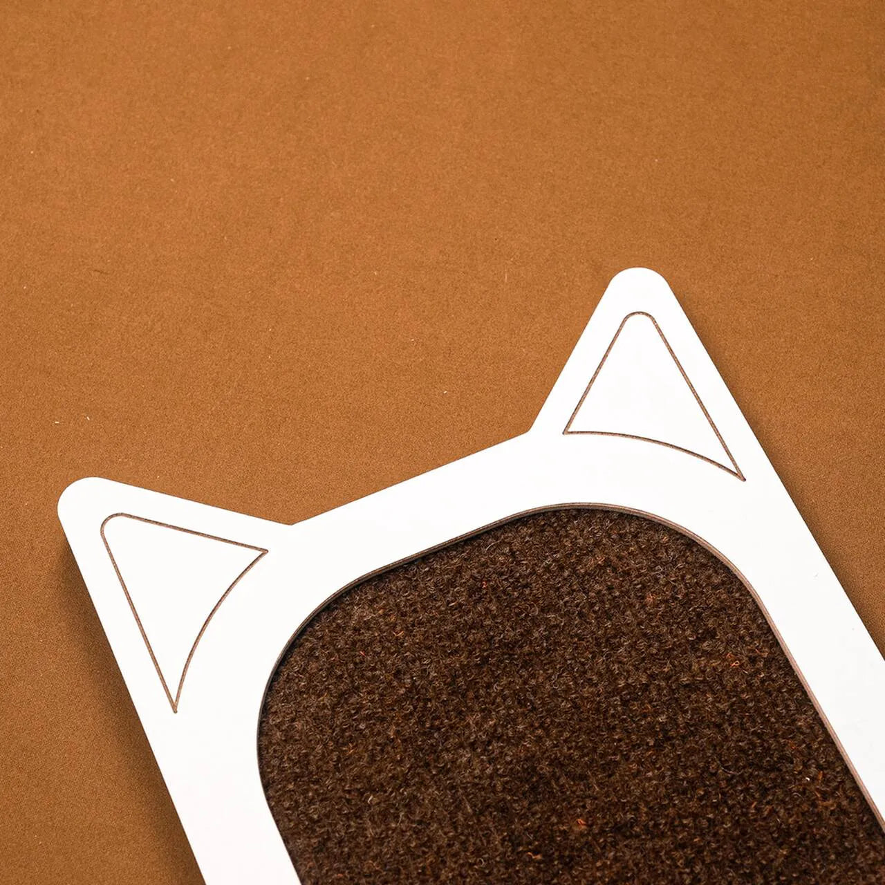 Arranhador Clean Cat Carpete Para Parede ou Chão - Preto/Branco