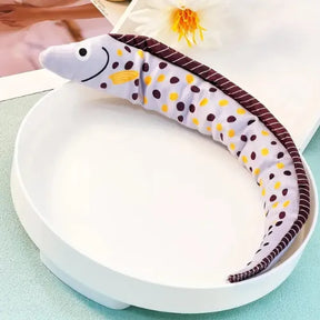 Brinquedo Kicker Enguia Estimulante com Catnip