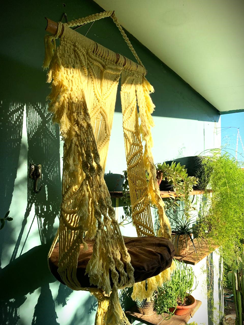 Cama Macramê Suspensa Ragdoll - Artesanal