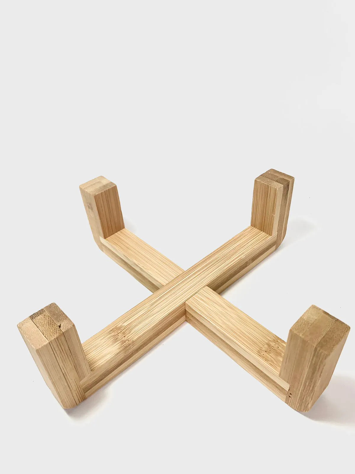 Comedouro/Bebedouro Cerâmica Suporte em Bambu