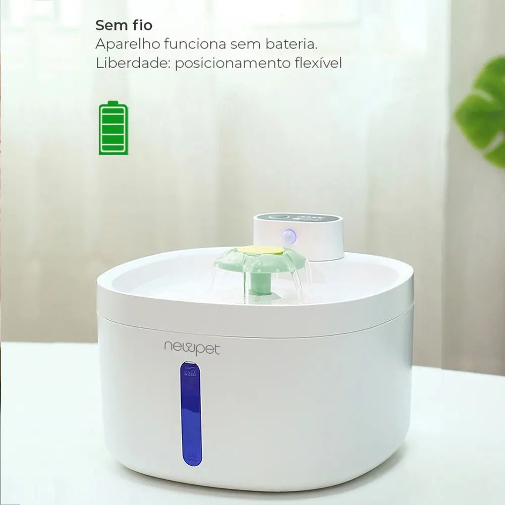 Fonte de Água Bebedouro Automático New Pet com Sensor de Movimento 2,6L