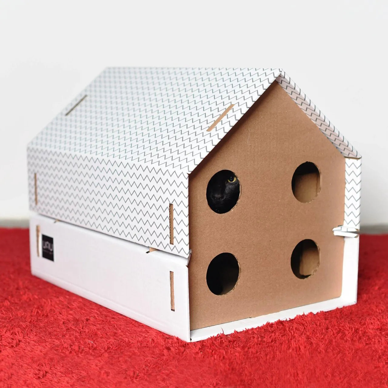 Toca UAUHaus Londres com Arranhador